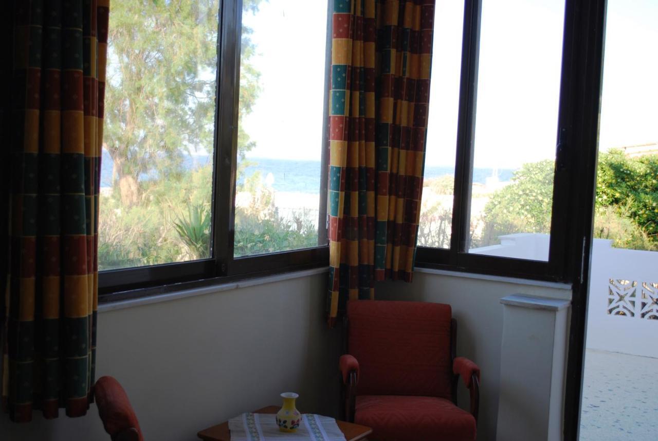 Summerhouse Peggy: Close To Athens Airport By The Sea アルテミダ エクステリア 写真